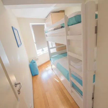 Апартаменты Melrose Де-Хаан